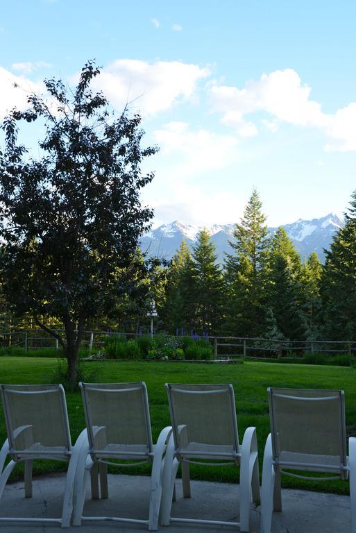 Kicking Horse Canyon Guest House Golden Exteriér fotografie