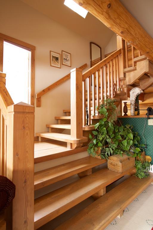 Kicking Horse Canyon Guest House Golden Exteriér fotografie