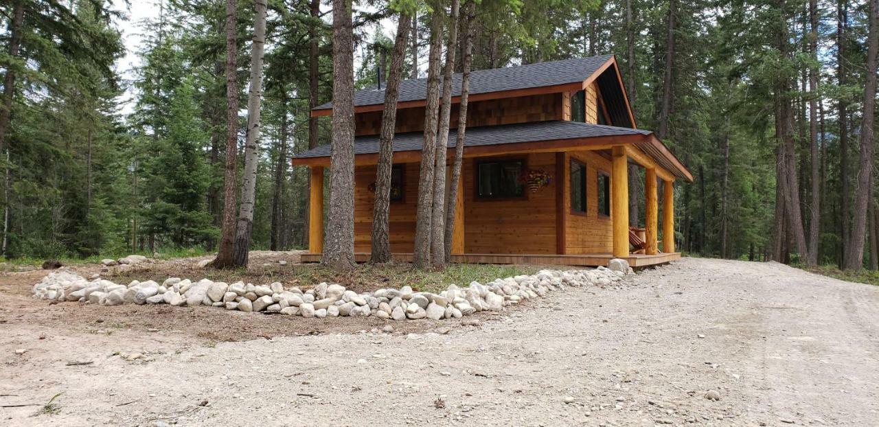 Kicking Horse Canyon Guest House Golden Exteriér fotografie
