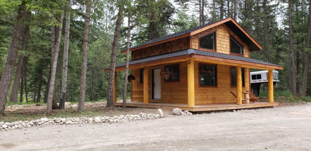Kicking Horse Canyon Guest House Golden Exteriér fotografie