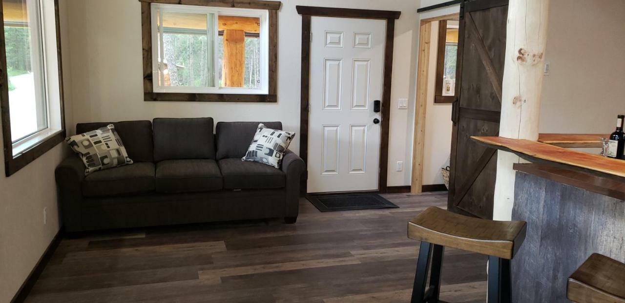 Kicking Horse Canyon Guest House Golden Exteriér fotografie