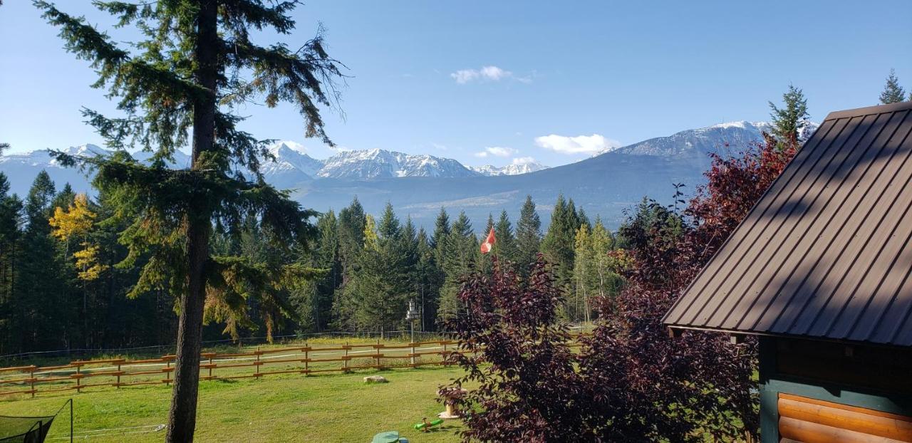 Kicking Horse Canyon Guest House Golden Exteriér fotografie